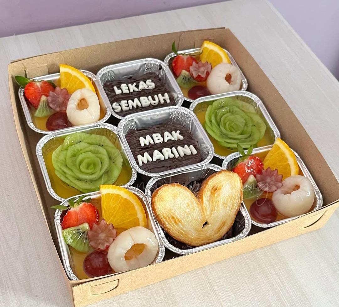 Hampers 9 Cup Mix Full Toping